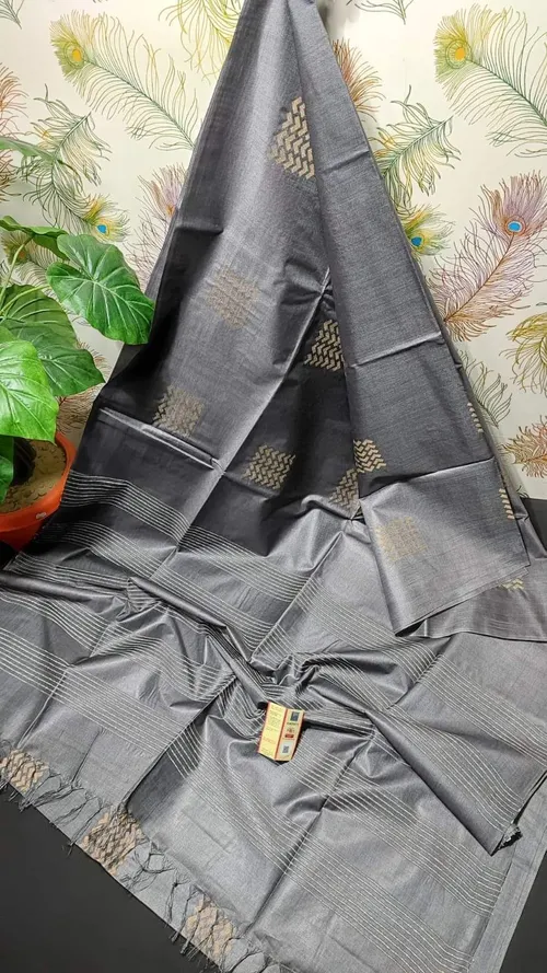 Elegant Kota Viscose Silk Saree with Intricate Square Boota Weave
